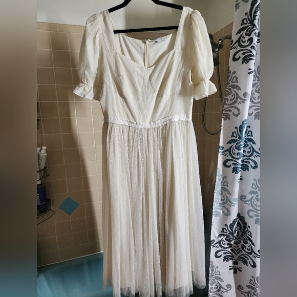 Ivy City Ballerina Dress 🤍 - Picture 3 of 7